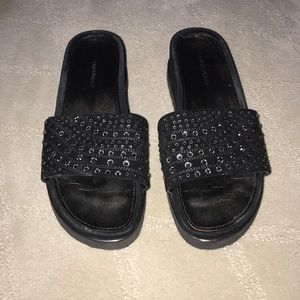 Donald J Pliner sandals